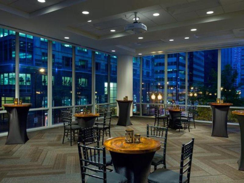 Hotel Hyatt Place Chicago/downtown - The Loop 3*