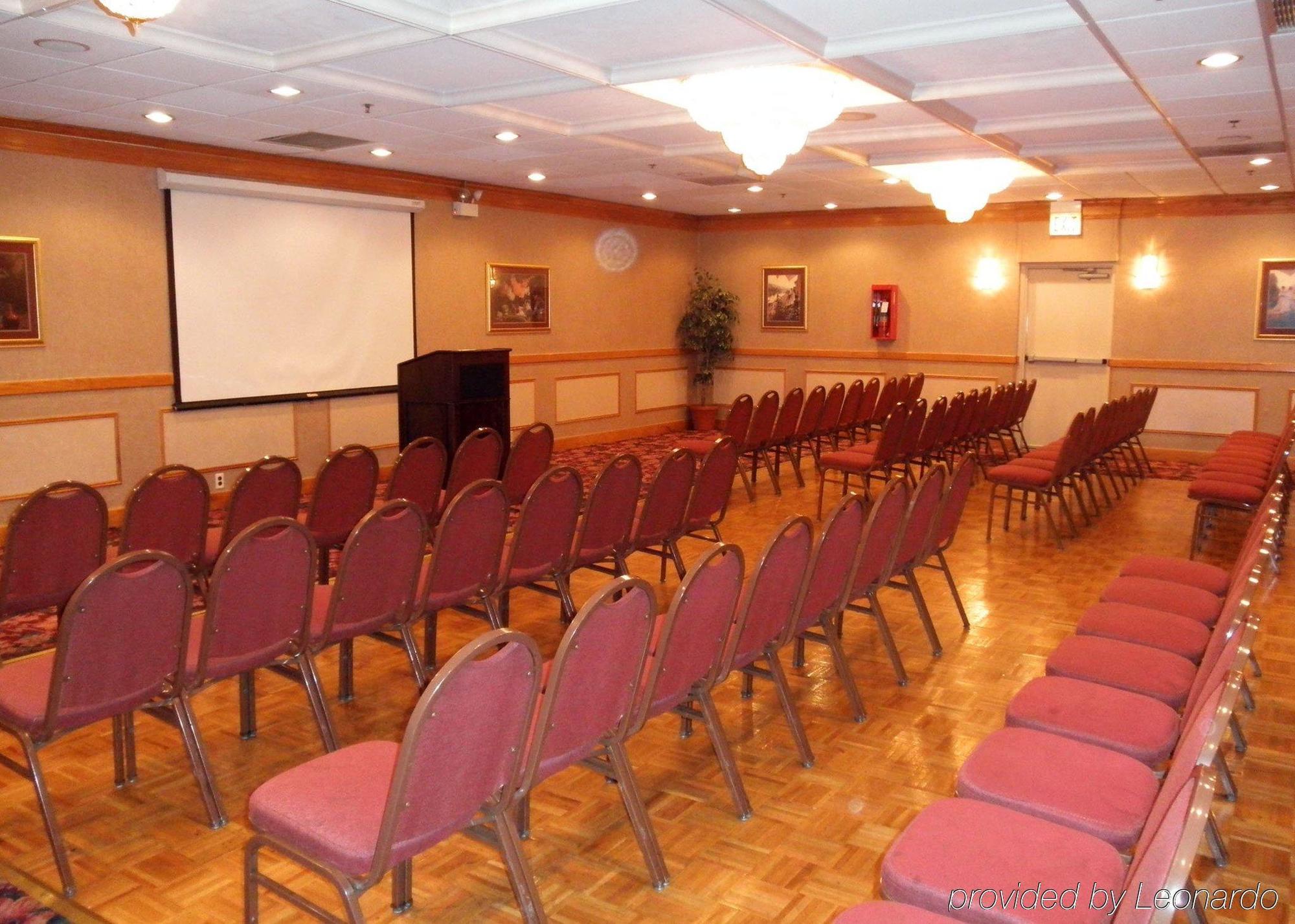 Midway Airport S By Ihg