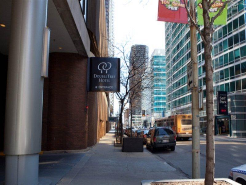 Hotel Doubletree By Hilton Magnificent Mile 4*