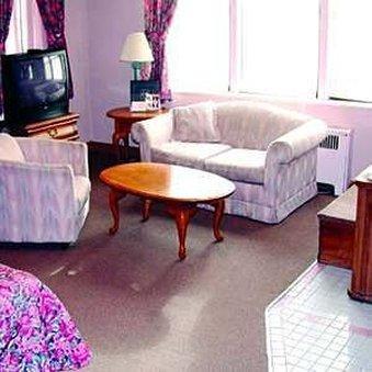 Hotel At Lincoln Park