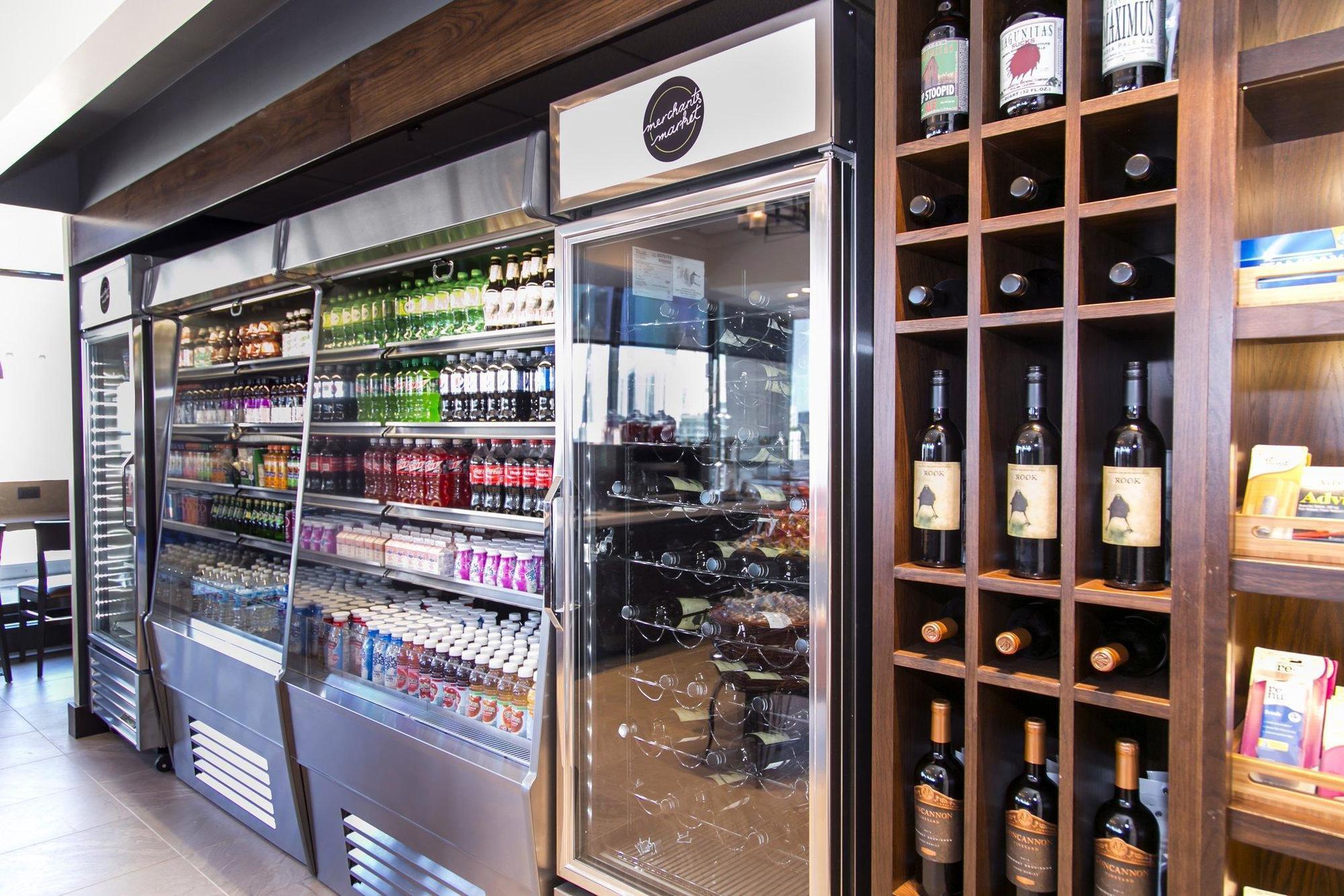 Mart Plaza River North, An Ihg