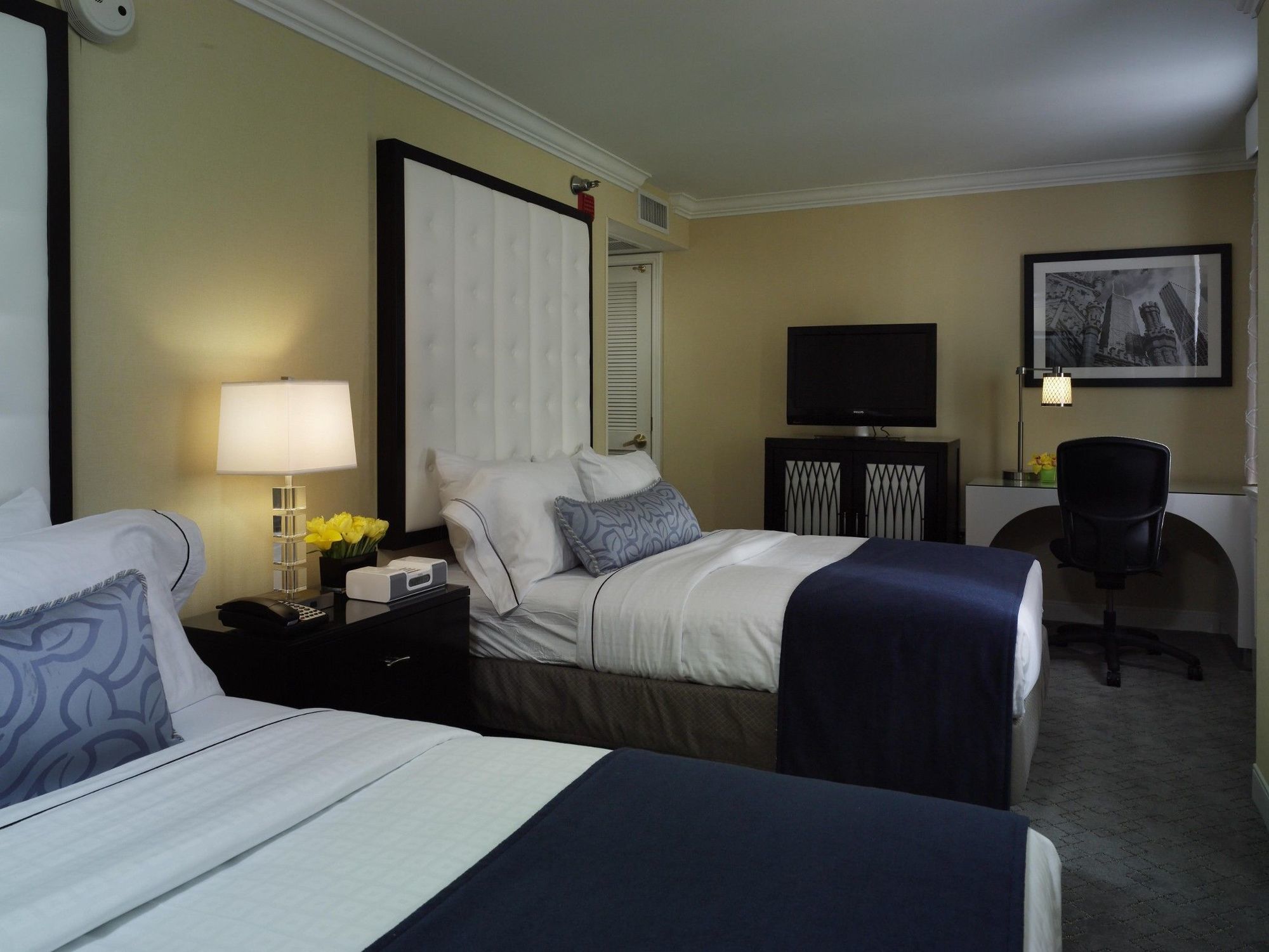 Warwick Allerton Hotel 4*