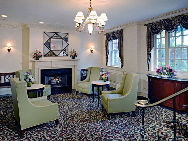 Western Hawthorne Terrace Hotel Chicago