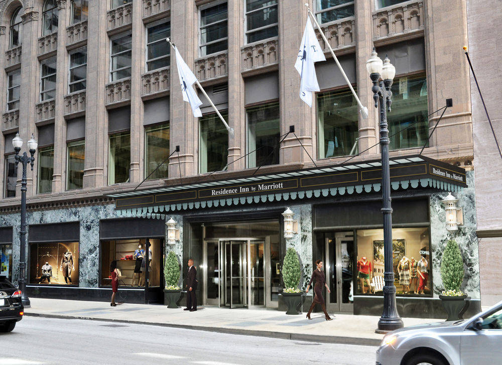 By Marriott Downtown/loop