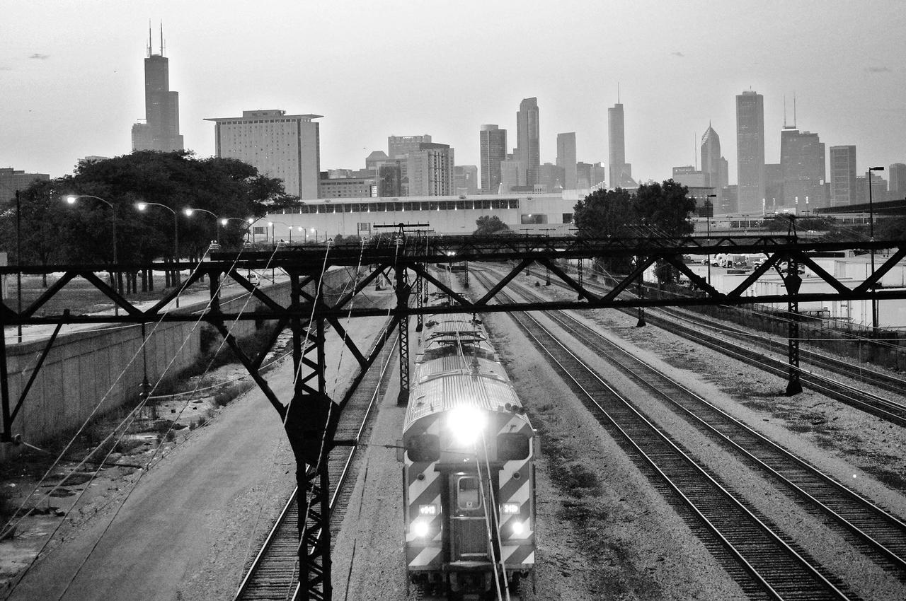 Forrestville Ave Large Apartment