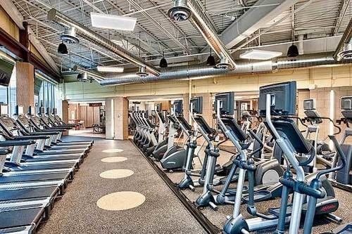 Corporate Suites Network - 555 W. Madison Apart-hotel Chicago