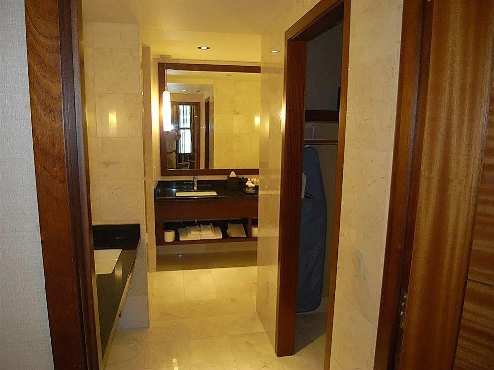 Millennium Knickerbocker