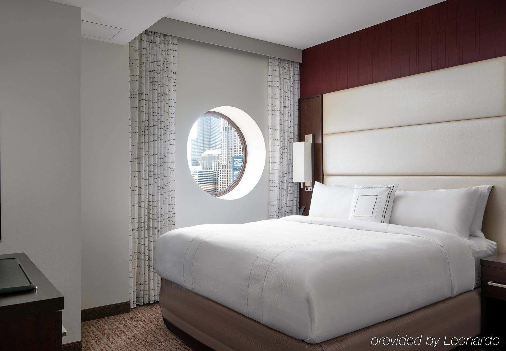 Hotel By Marriott Downtown/loop