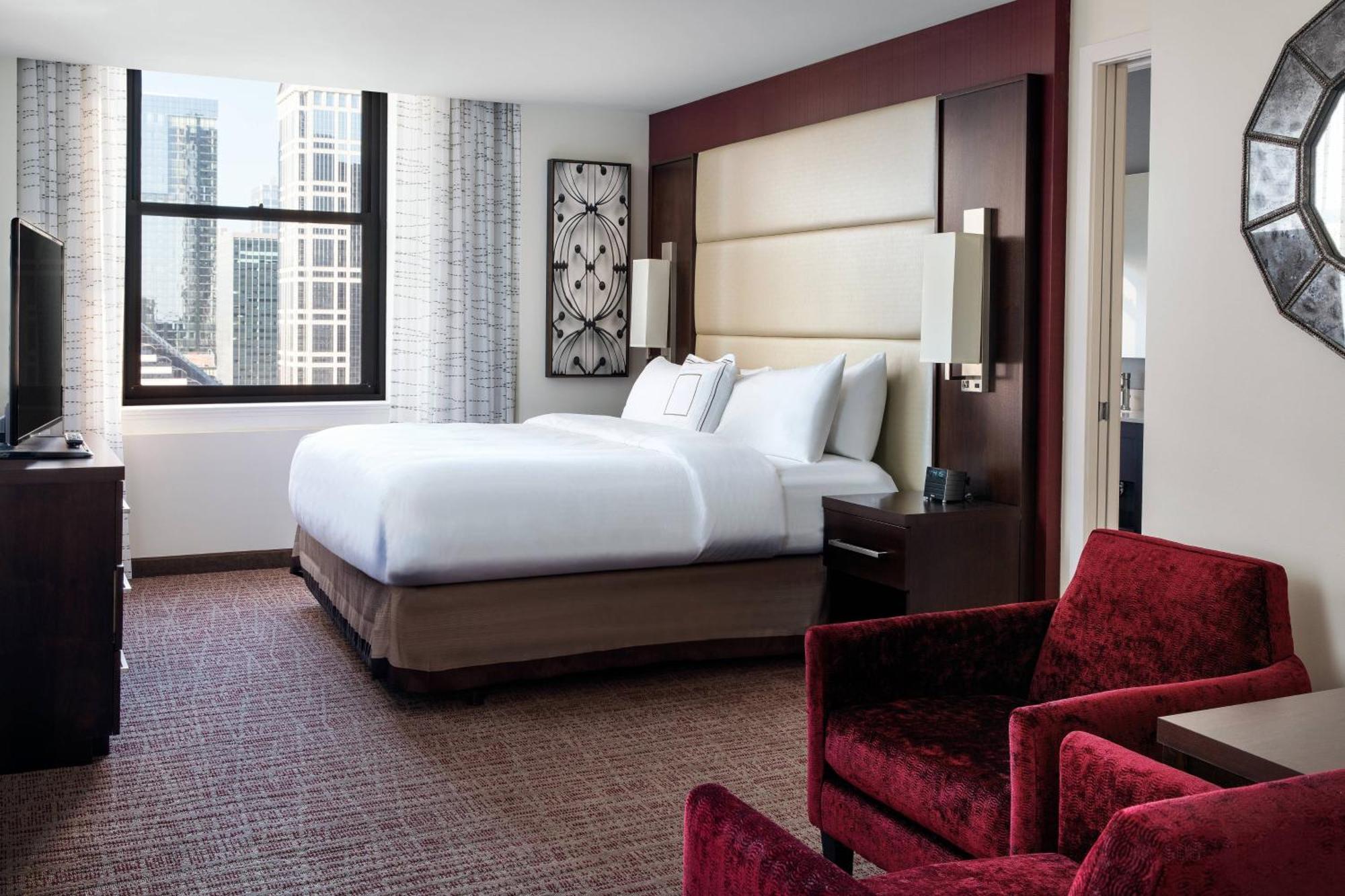 By Marriott Downtown/loop 3* Chicago