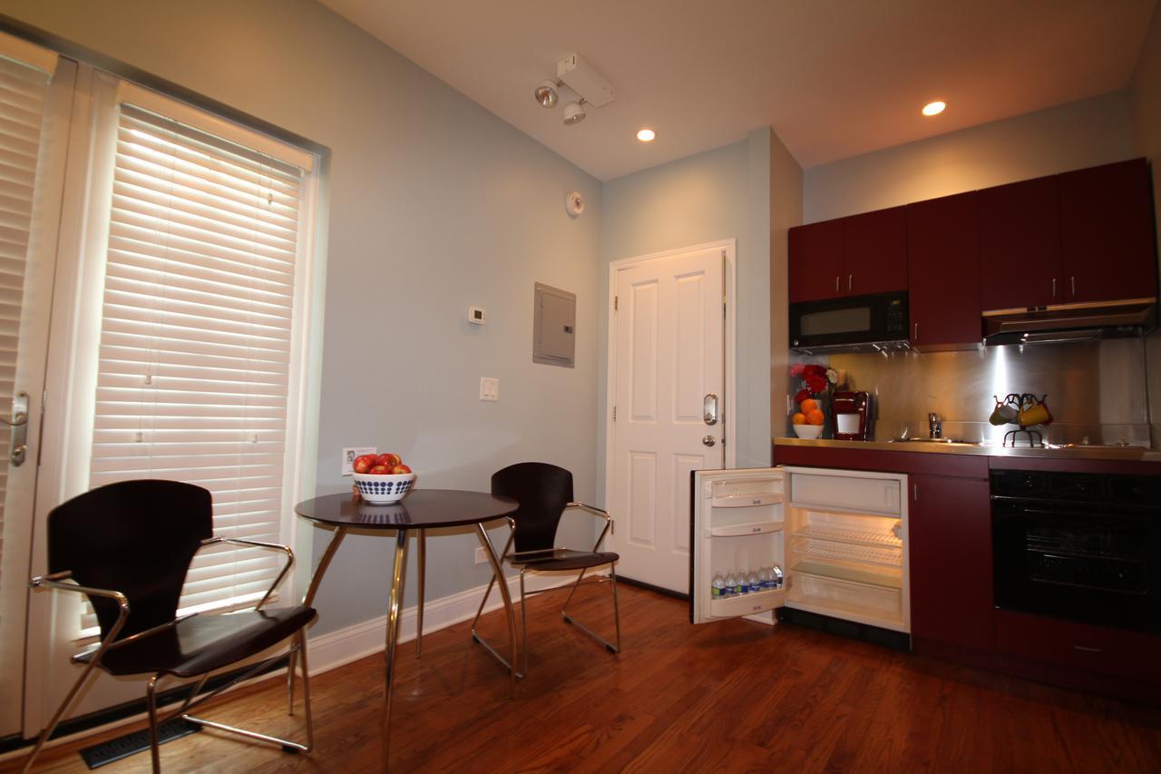 Guest house Magnolia Chicago