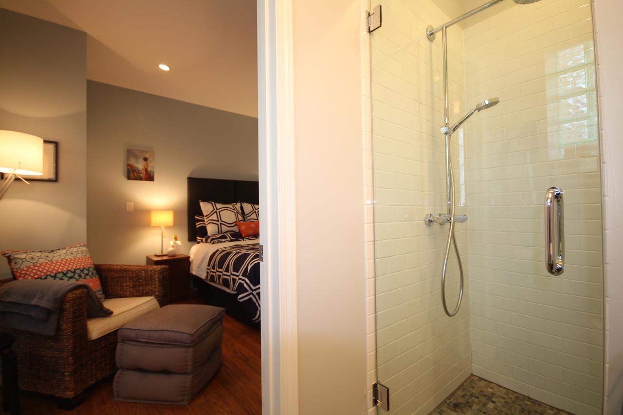 Guest house Magnolia Chicago