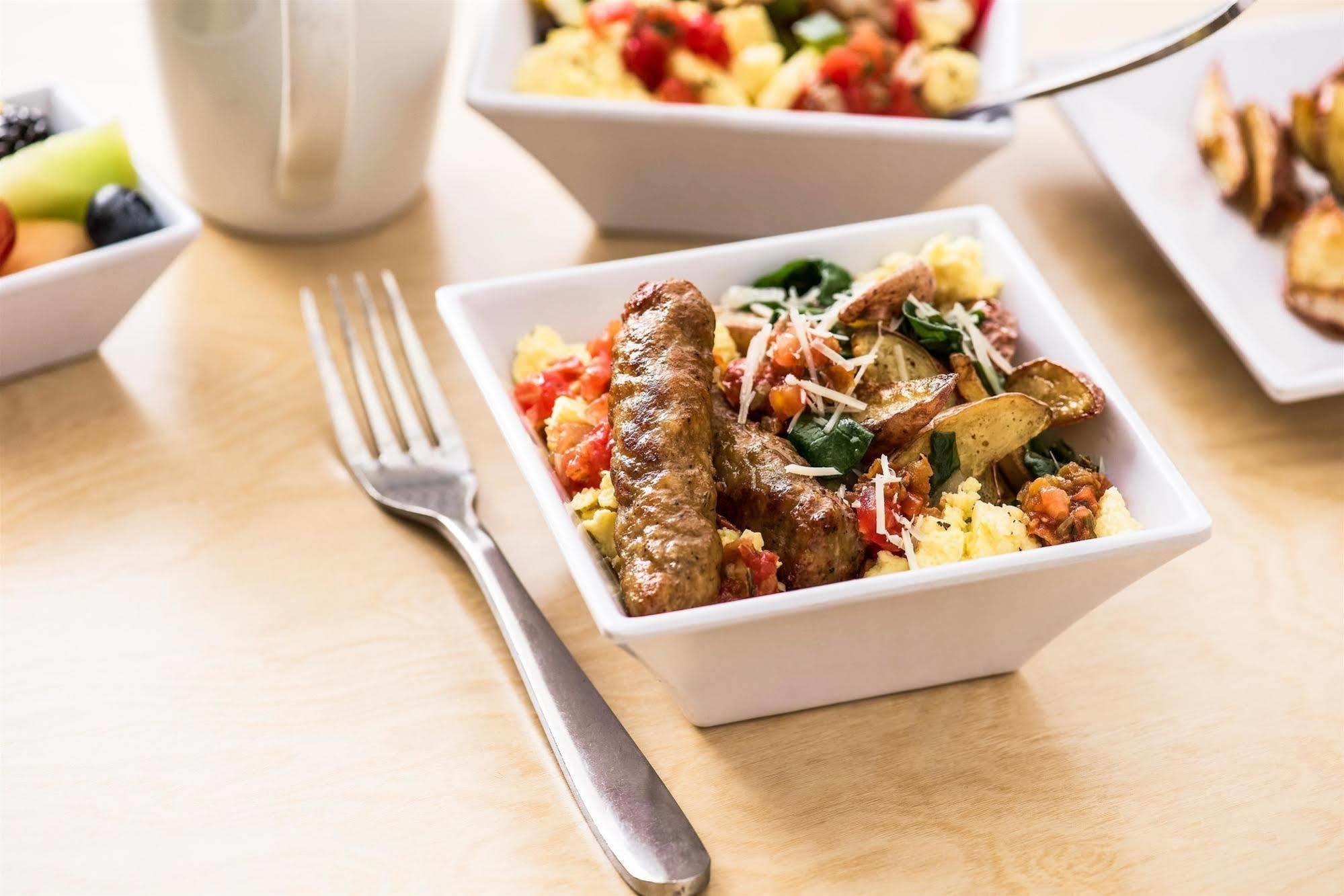 Hyatt Place River North