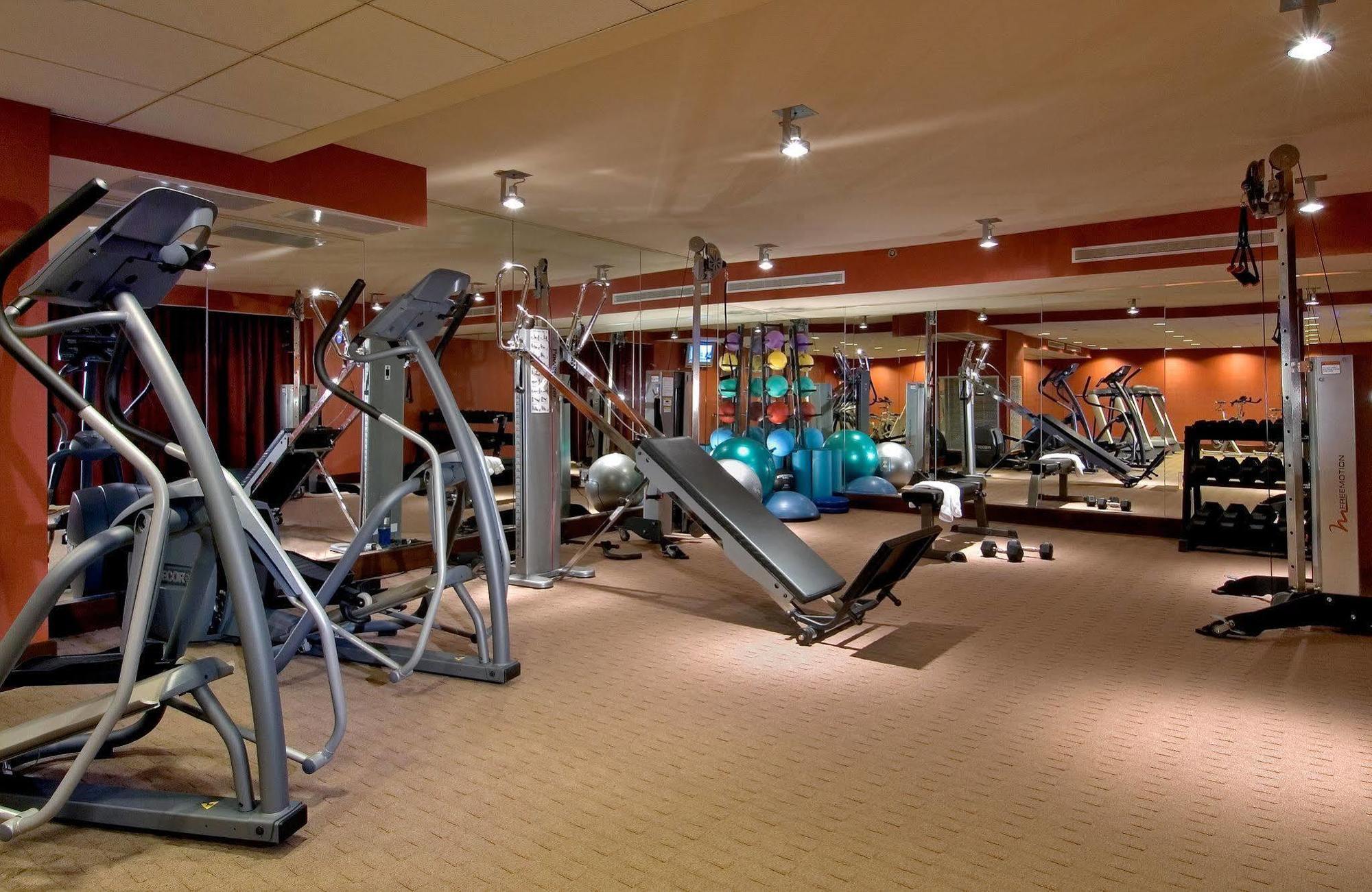 Hotel Crowne Plaza - West Loop By Ihg