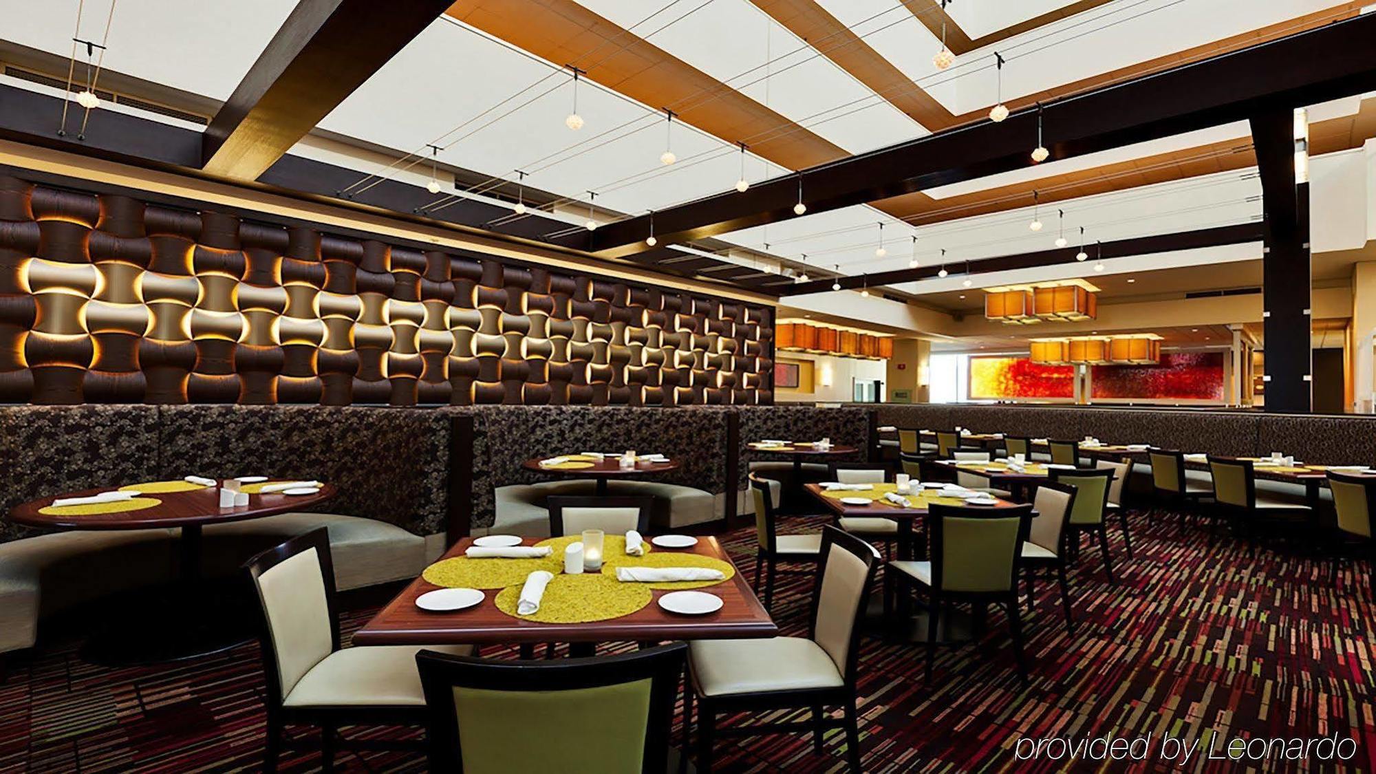 Mart Plaza River North, An Ihg Hotel 4*