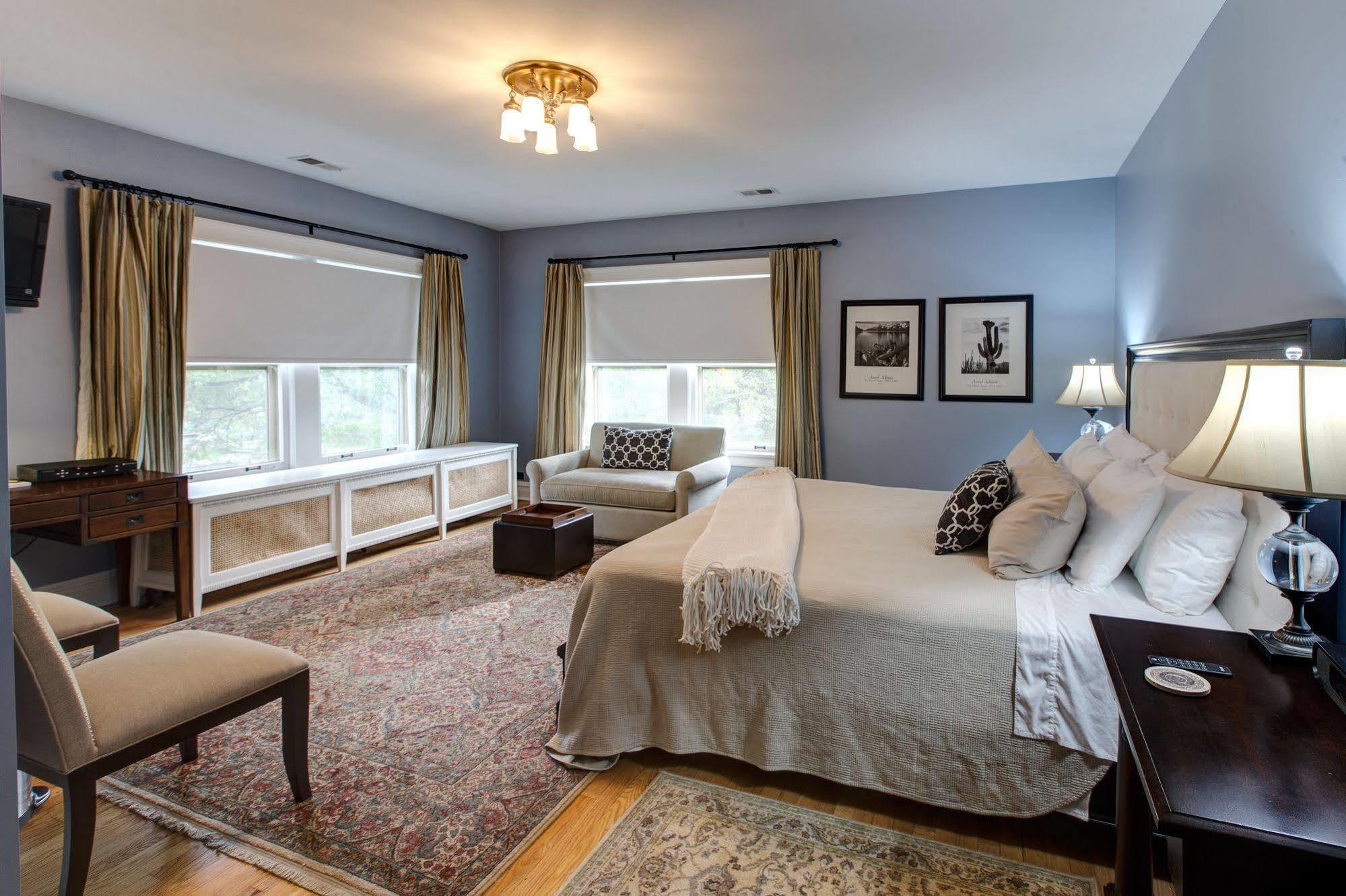 Lang House B&B - Chicago Bed & Breakfast 4*