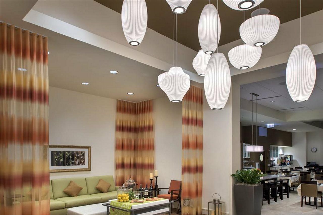 Hilton Garden Downtown Riverwalk Hotel Chicago