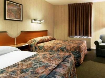 Hotel Saint Clair - Magnificent Mile