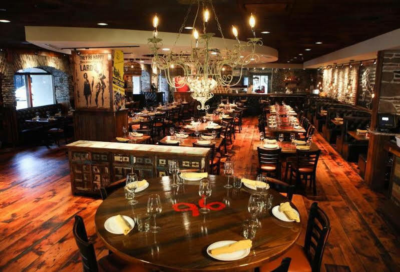 Hotel Courtyard By Marriott Downtown/river North 3*