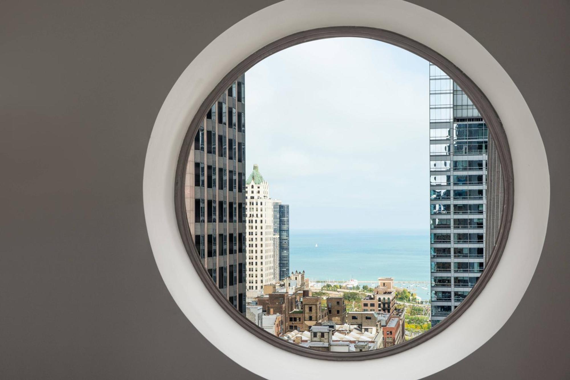 By Marriott Downtown/loop 3* Chicago