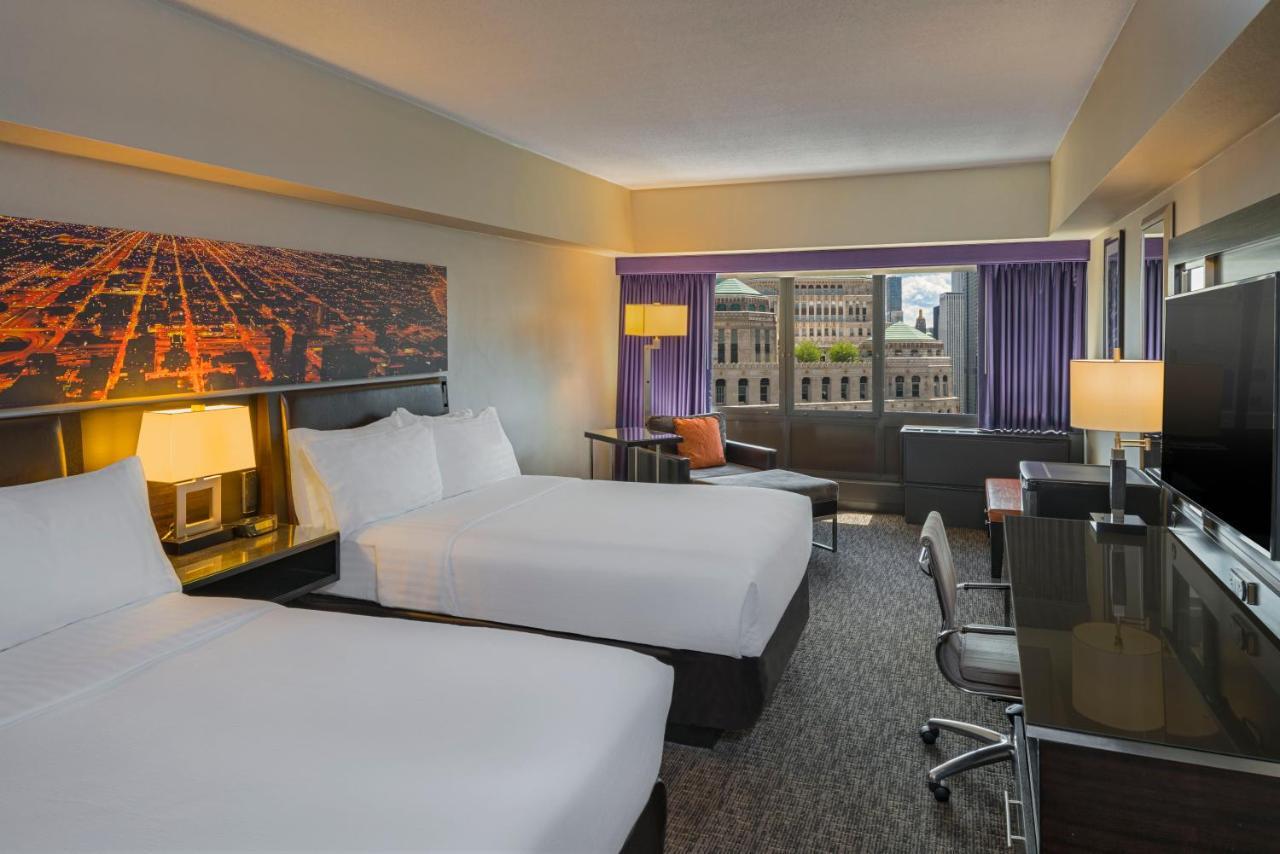 Hotel Mart Plaza River North, An Ihg 4*