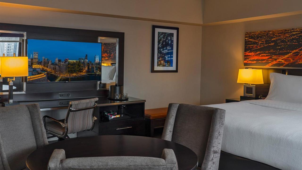 Hotel Mart Plaza River North, An Ihg Chicago