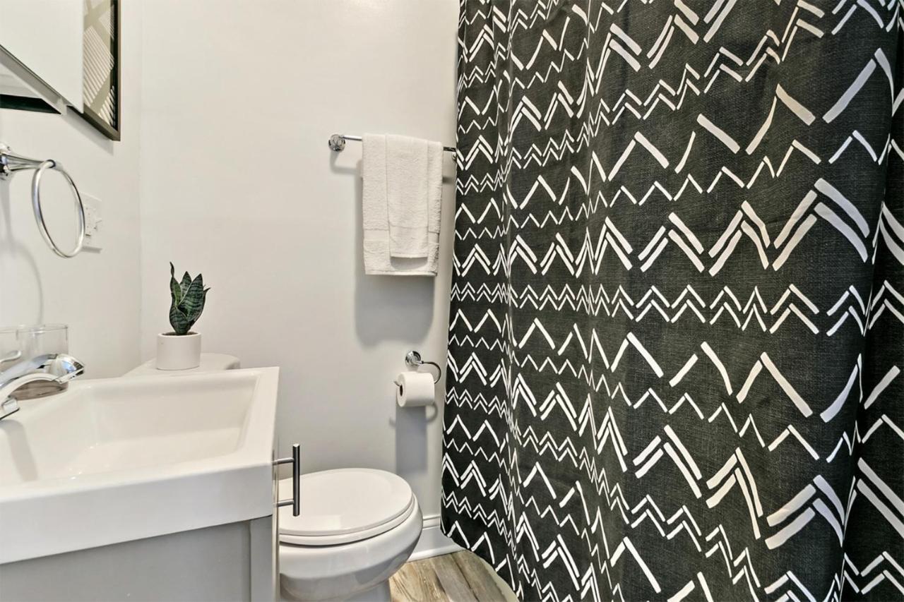 Cool 2br Close To Fun - Grace 2 * Chicago